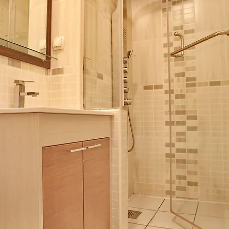 招待所 维拉特雷兹吉酒店 3*